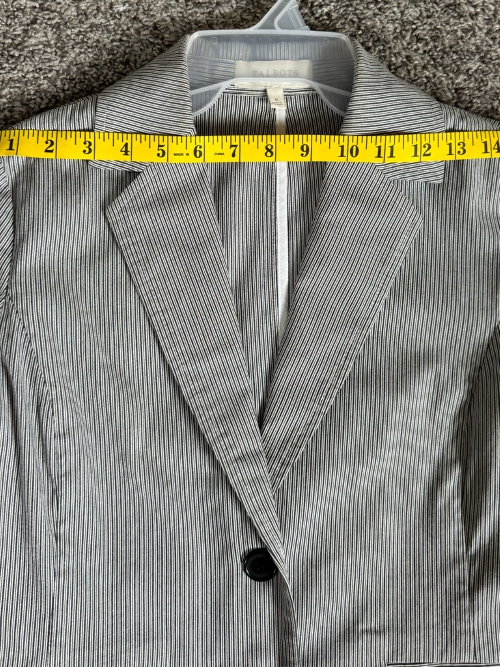 Talbots Black and White Pinstripe Blazer size 8(A-47) - Picture 3 of 6